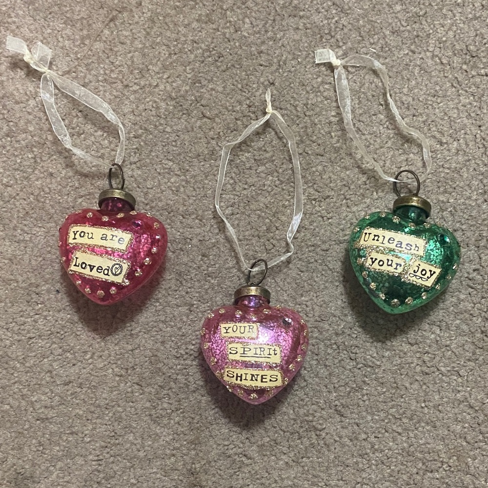 Heart-Shaped Holiday Ornaments Set - Pink and Green